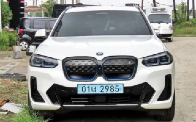 수원대형차중고 iX3 (G08) M 스포츠 매물 사진 4 - 2023/07 51,772km