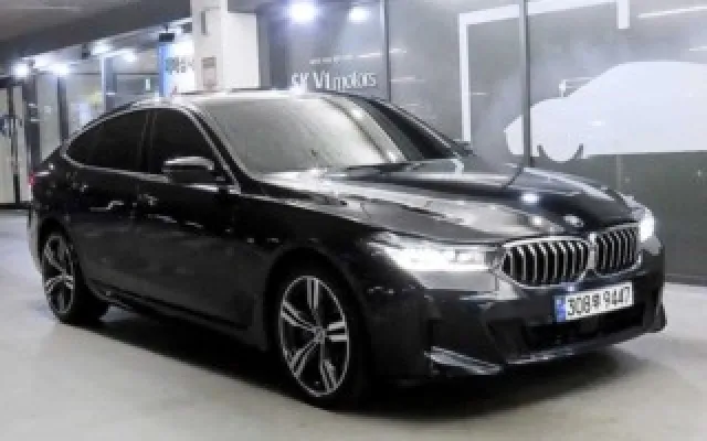수원대형차중고 6시리즈 GT (G32) 640I XDRIVE M 스포츠 매물 사진 8 - 2022/07 70,738km